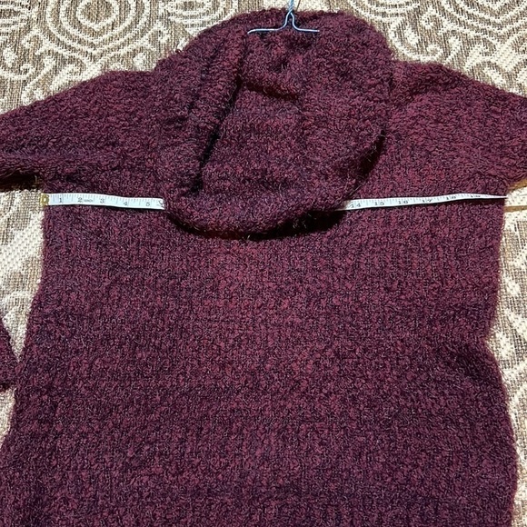 Cowl neck Lauren Conrad Sweater size medium mauve  / purple color - Picture 5 of 7